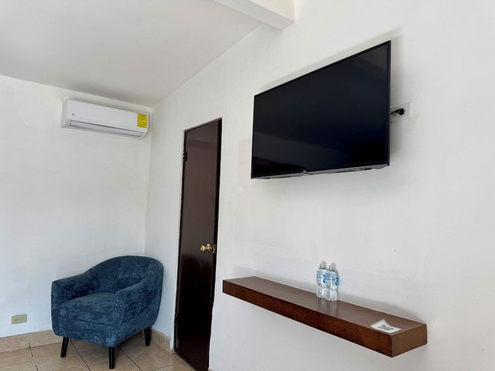 Casa Petri Hotel Standard Quadruple Room 6