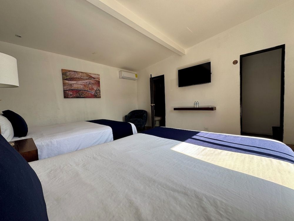 Casa Petri Hotel Standard Quadruple Room 5