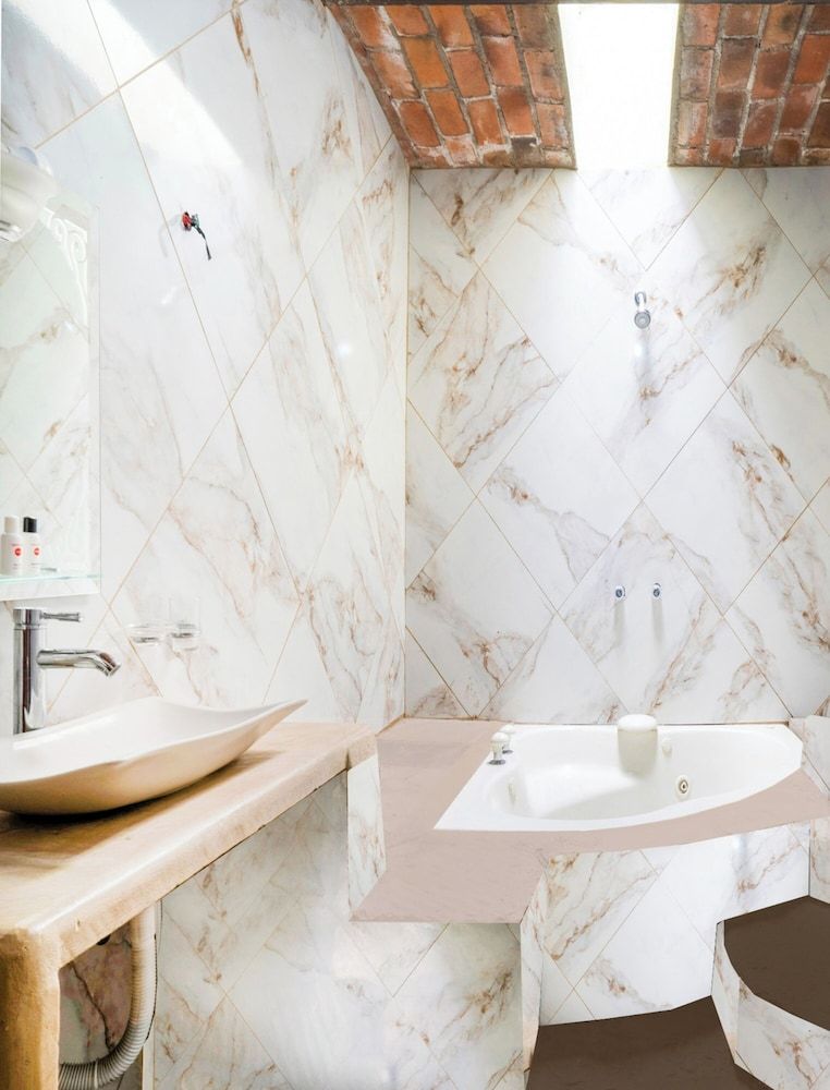 Collection O Hotel Monte Agave Superior Double Room, 1 King Bed 5