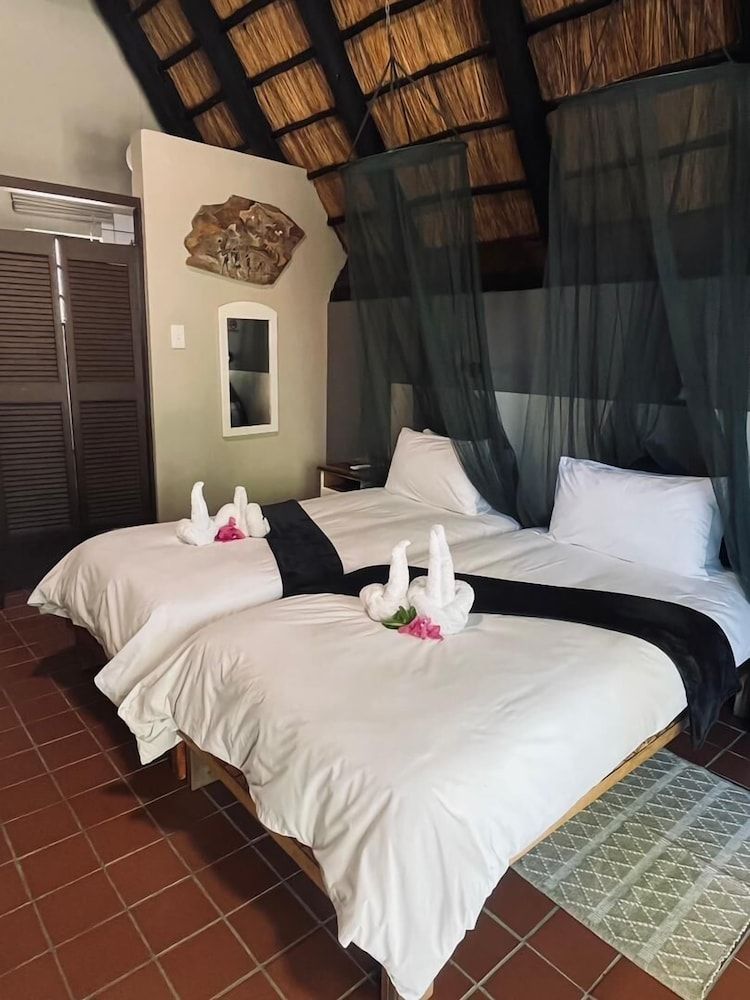 Ngandu Hotel - Rundu Luxury Chalet