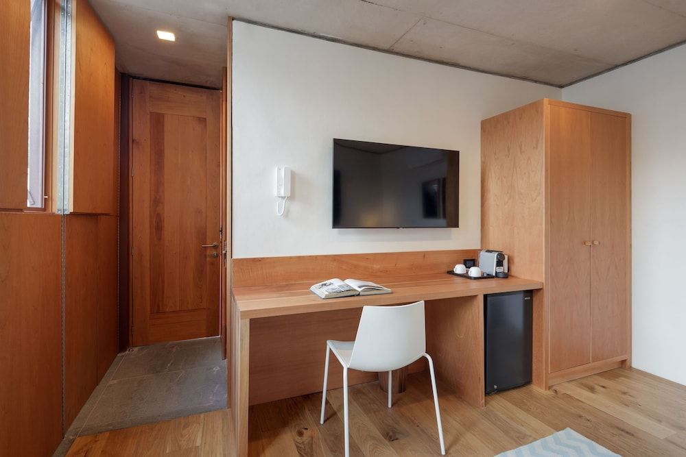 Casa Bosque Eduviges Design Room, 1 King Bed 7