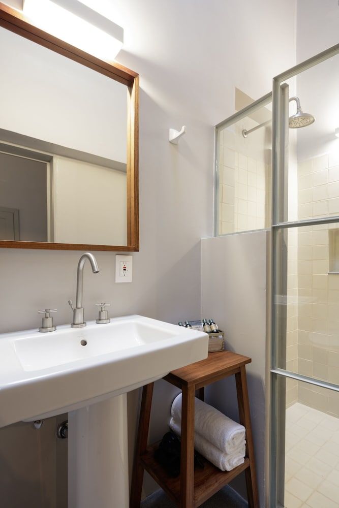 Casa Bosque Eduviges Honeymoon Suite 11