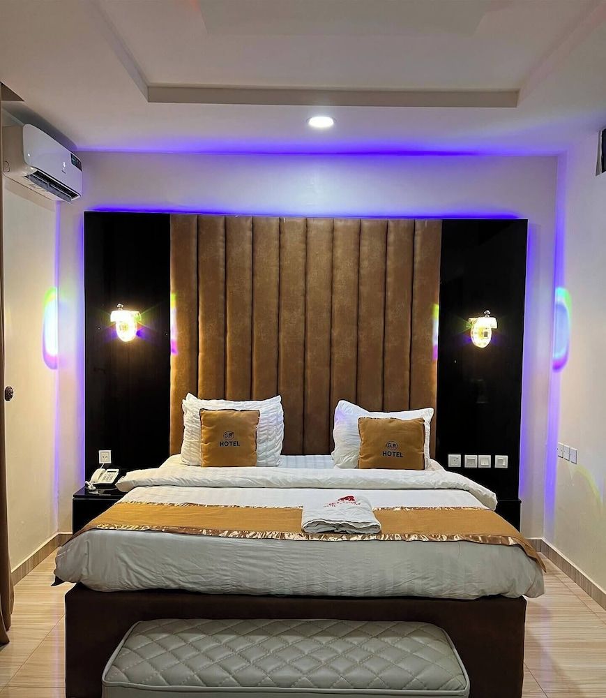 Deluxe Room, Balcony, City View