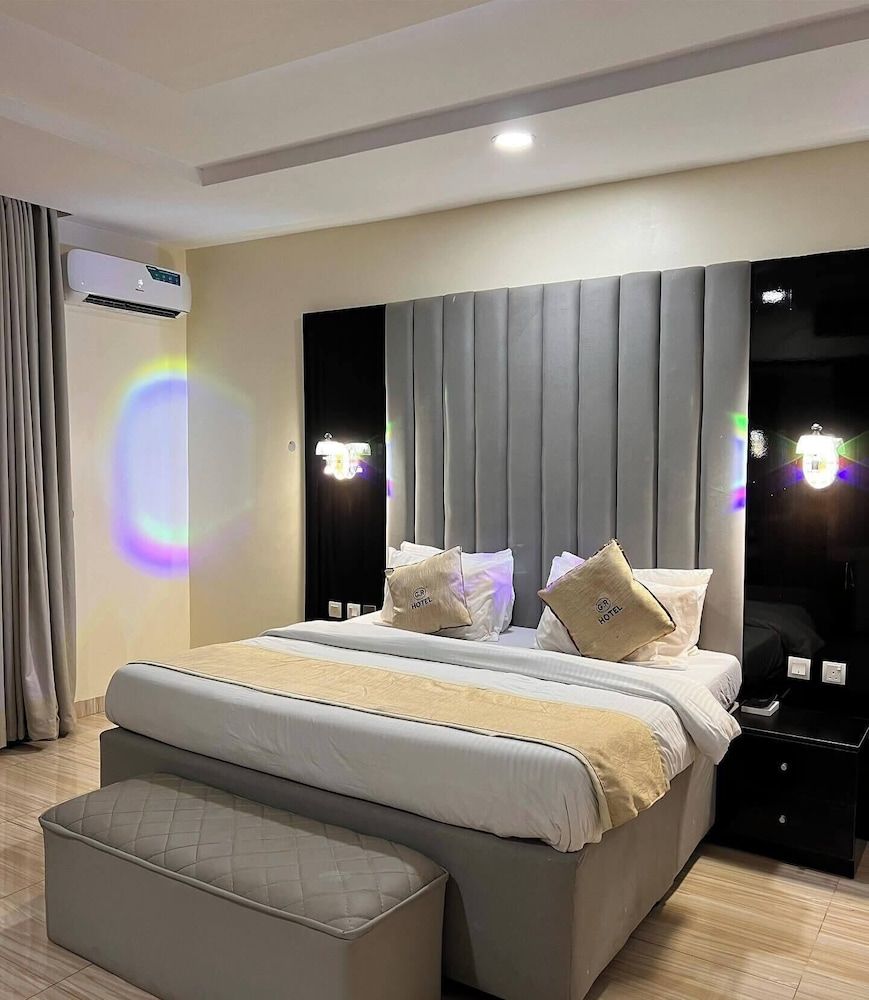 Deluxe Room, Balcony, City View