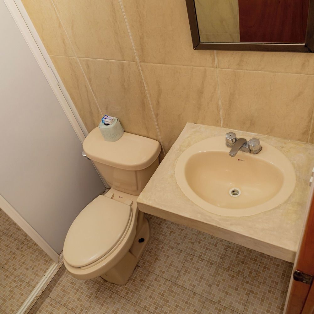 Hotel Las Palmas en Laurel Standard Double Room 5