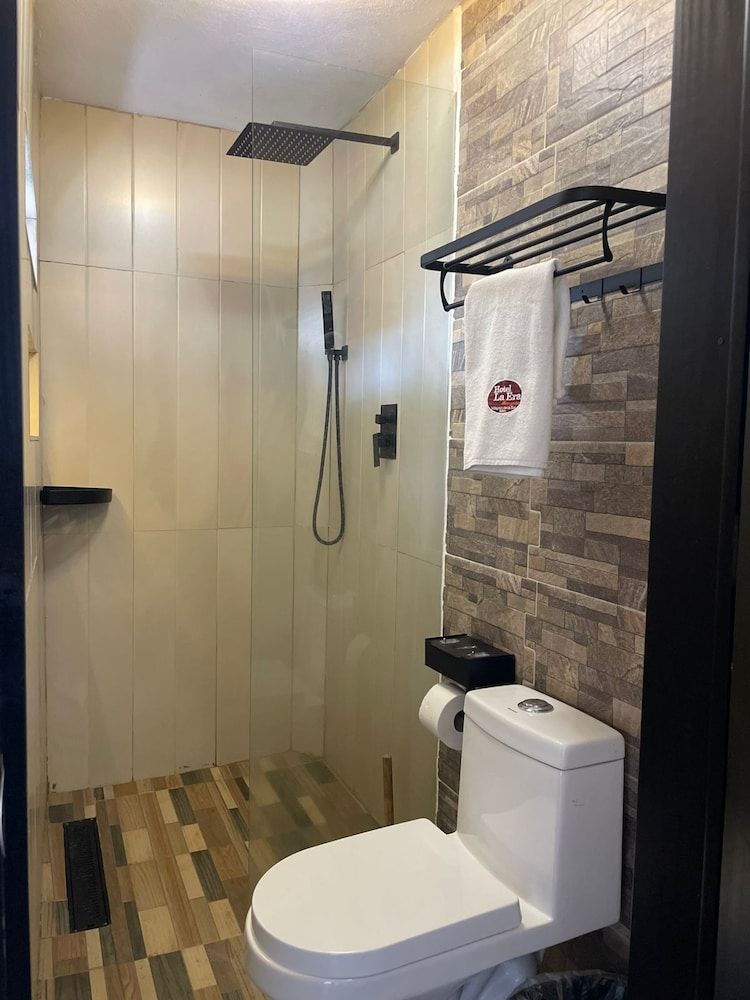 Hotel Bungalows la Era Cabin, Terrace 5