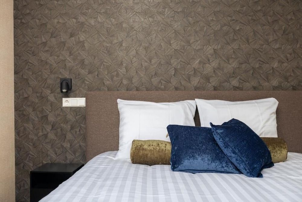 Hotel Twenty-Three Amsterdam Airport Basic Double Room 2