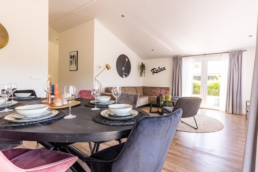 Peaceful Stay Near Trails Chalet 17