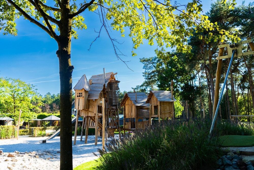 Peaceful Stay Near Trails Chalet 16