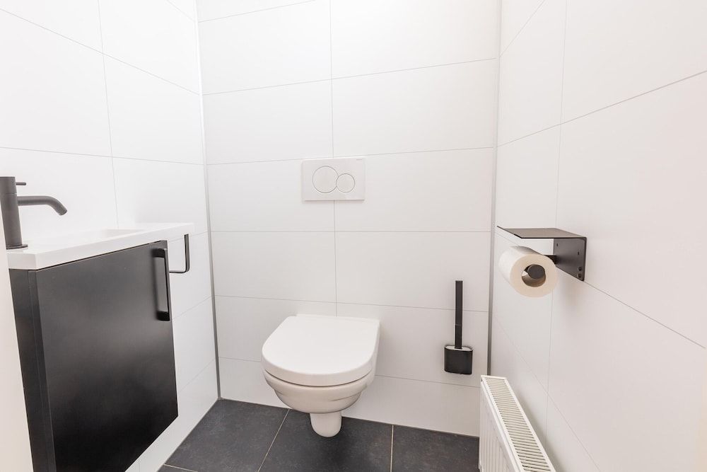 Peaceful Stay Near Trails Chalet 10