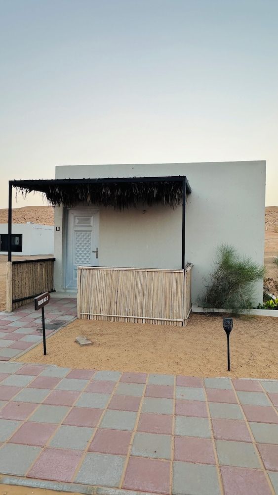 Safari Desert Camp Oman Deluxe Double Room, Balcony, Desert View 10