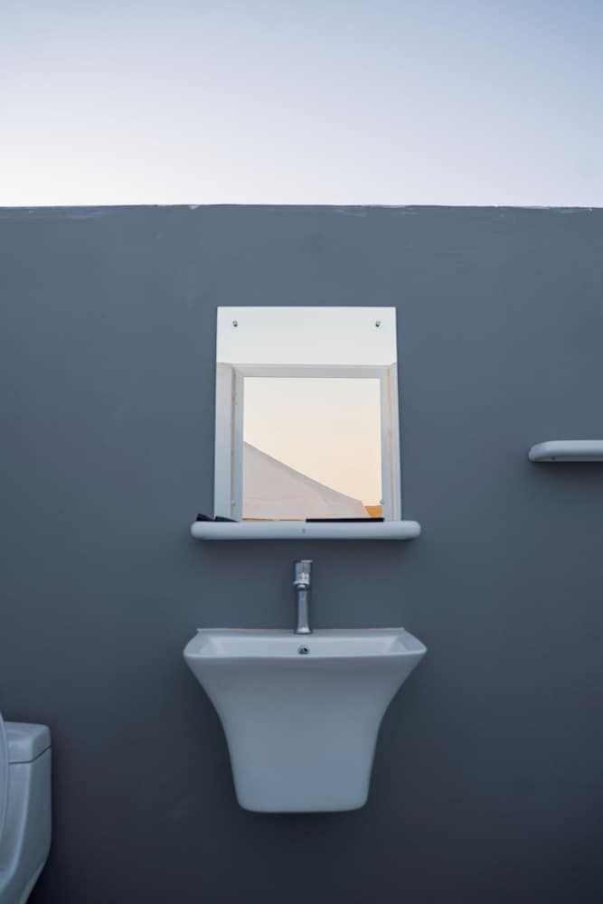 Safari Desert Camp Oman Classic Tent, Balcony, Desert View 6