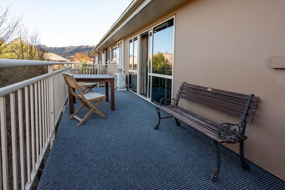 Hanmer Springs Gateway Lodge Deluxe Spa Studio 10