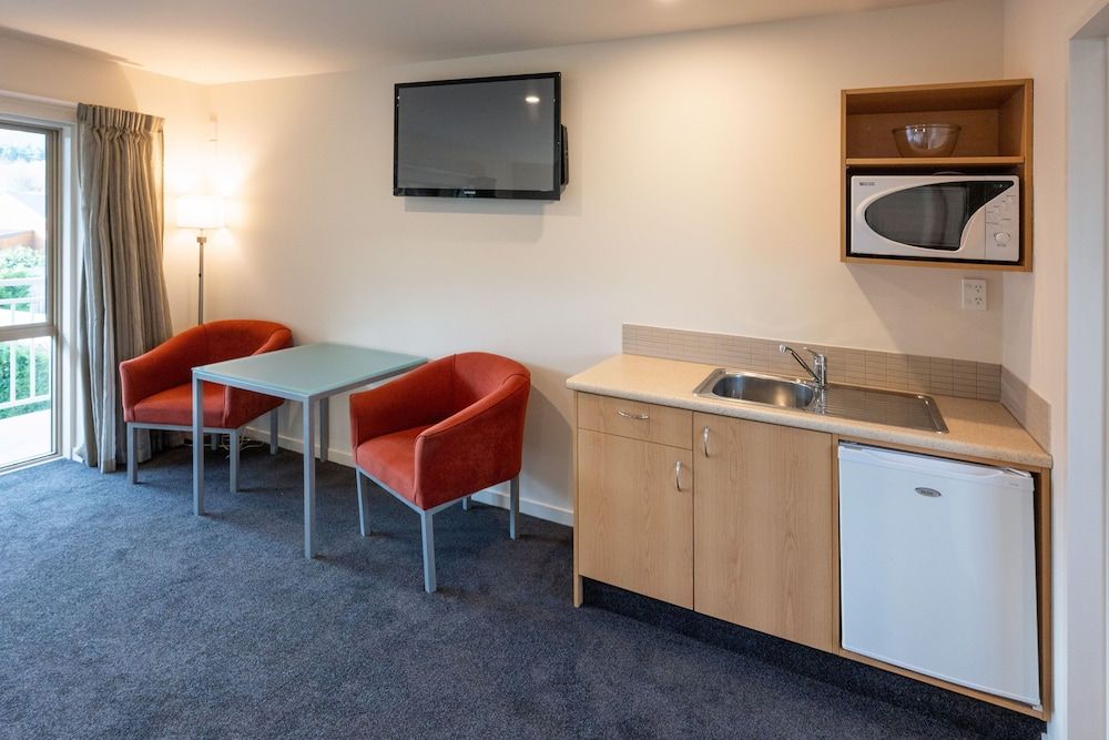 Hanmer Springs Gateway Lodge Standard Spa Studio 4