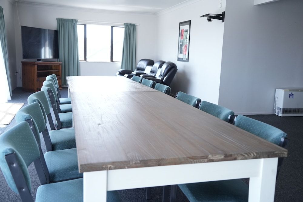 ACCOMMODATION GATEWAY MOTEL Apartment, Balcony 16