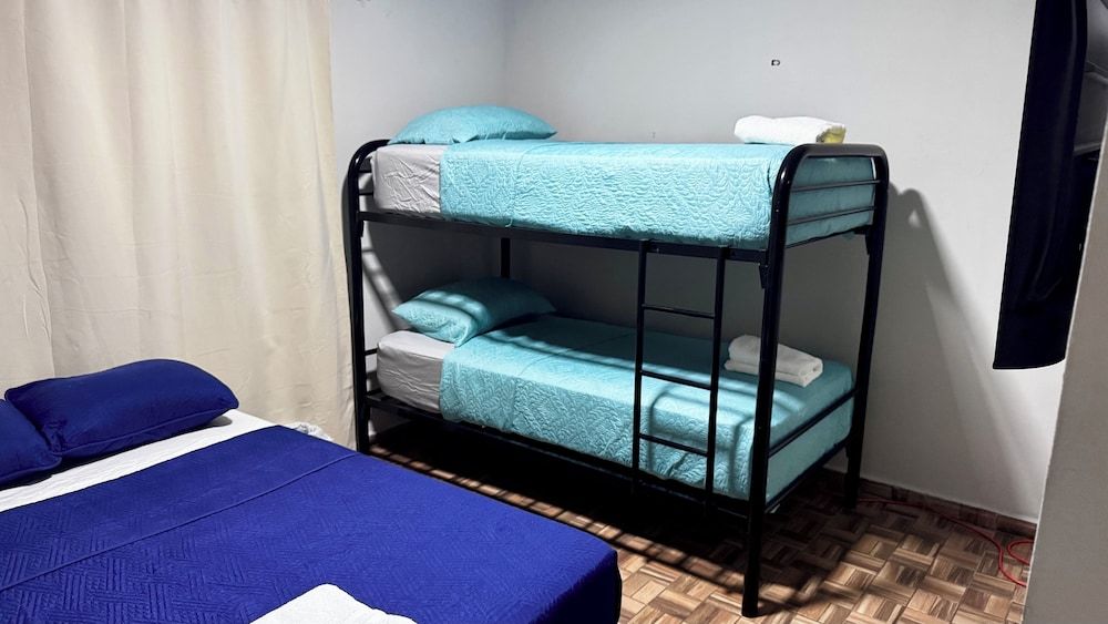 Peace N' Green Family Apartment, 2 Bedrooms 4