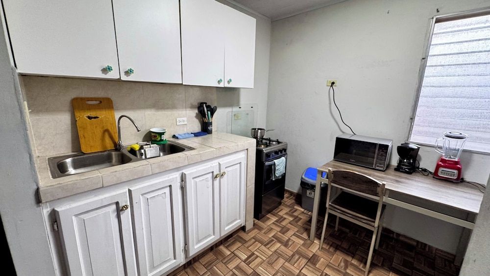 Peace N' Green Family Apartment, 2 Bedrooms 5