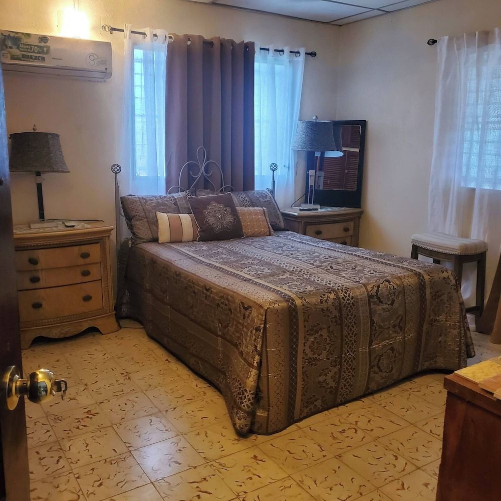 House, 3 Bedrooms, Smoking, Private Pool