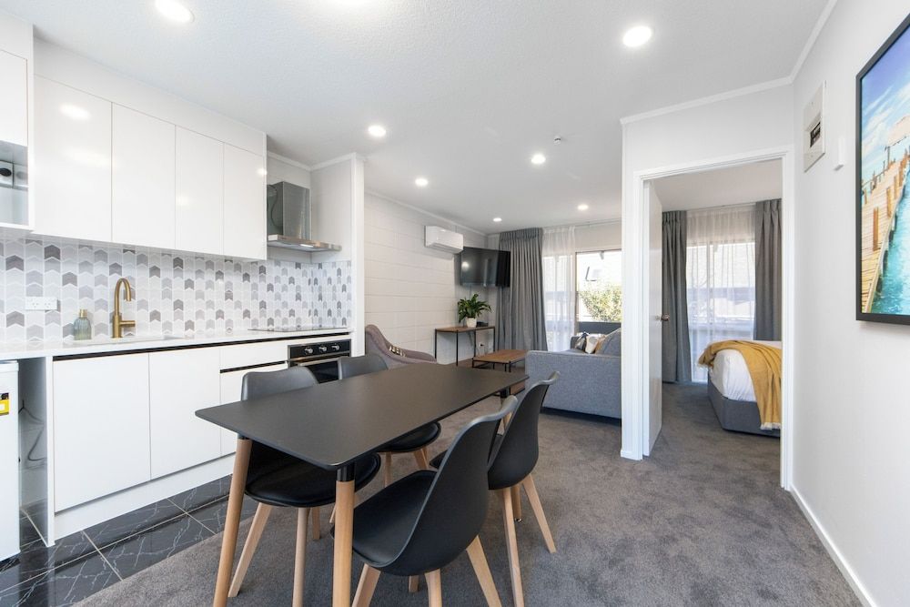 Epsom Motel Suite, 1 Bedroom 2