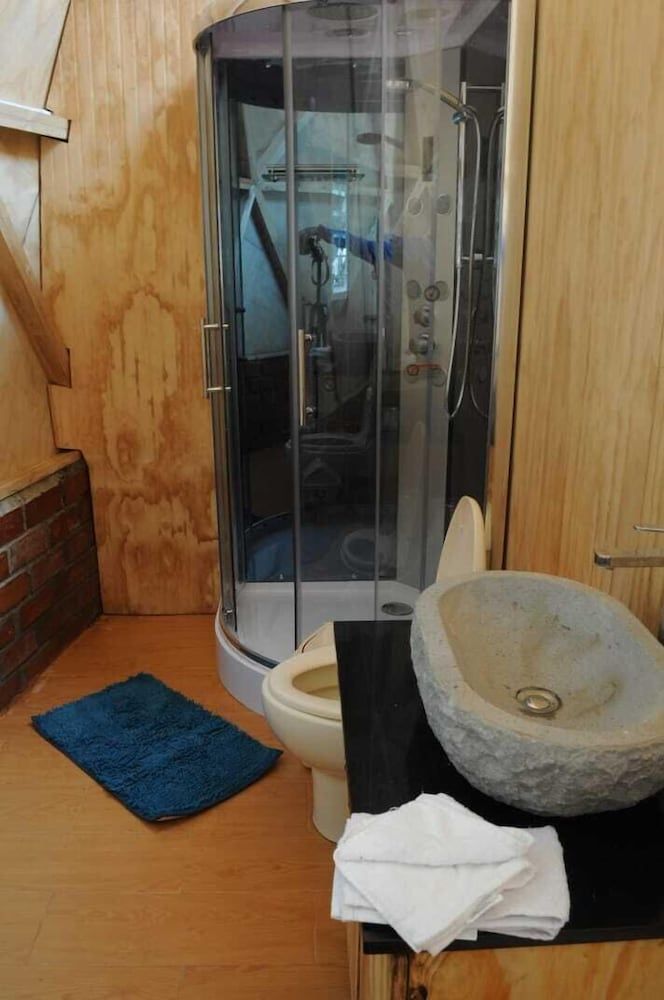 Twin Room, Mountain View