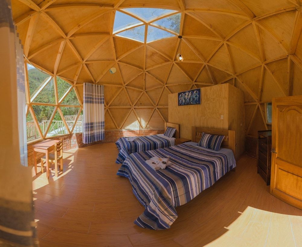 Twin Room, Mountain View