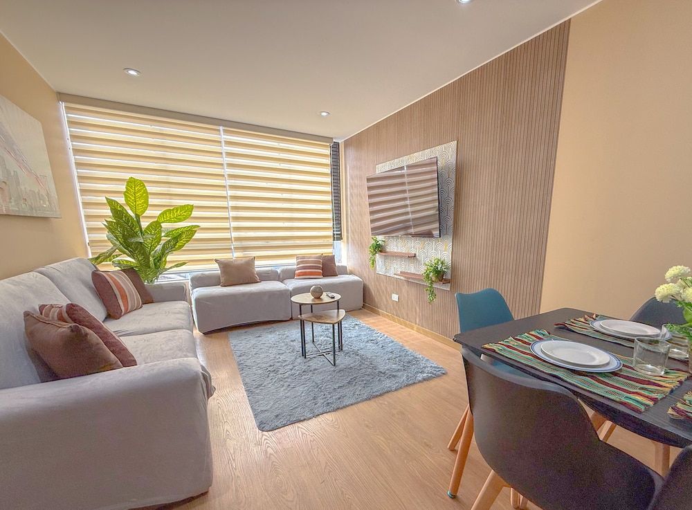 Comfort Apartment, Balcony, City View