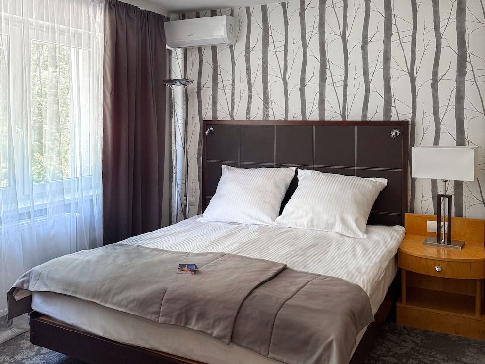 Hotel Malinowski Leśny