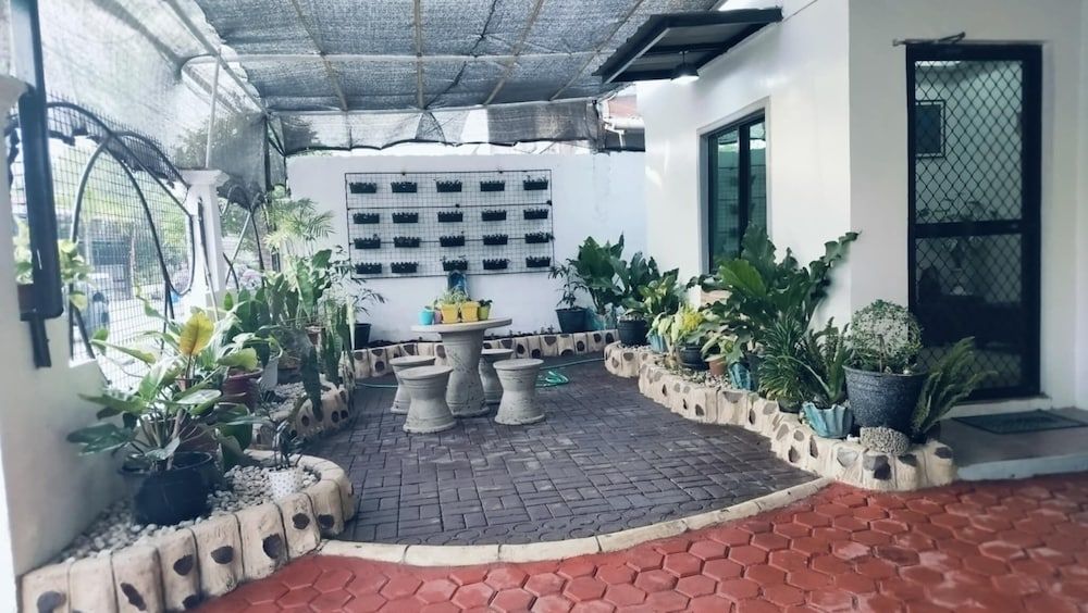 Cozy Home in Dadiangas, General Santos City - Perfect for Families & Travelers House, 3 Bedrooms, Accessible, Smoking 24