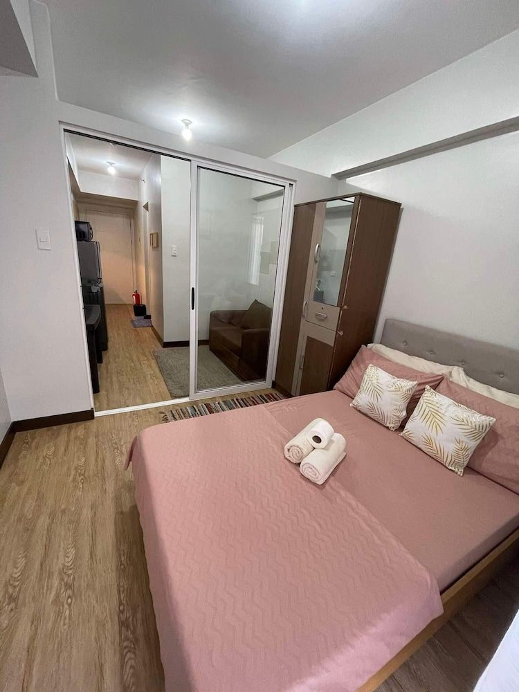 Verdon Parc Davao City by darpm Condo, 1 Bedroom, Balcony, City View 4