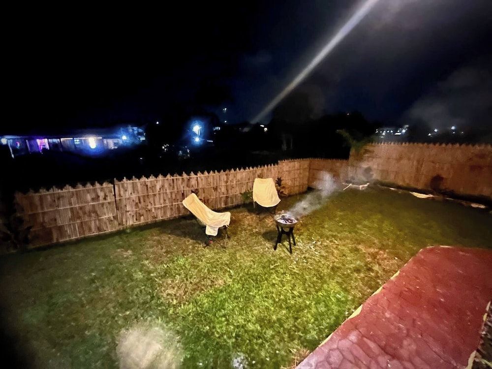 Bloomstone Urban Chill Cabin Cabin, 1 Bedroom, Smoking, Garden View 24