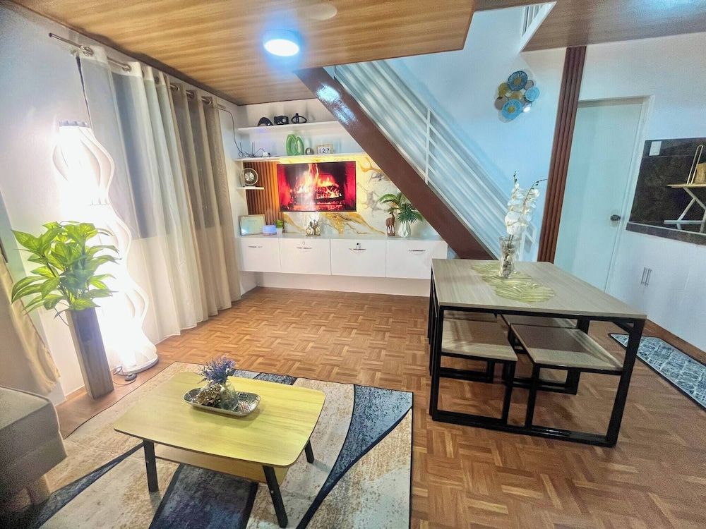 Bloomstone Urban Chill Cabin Cabin, 1 Bedroom, Smoking, Garden View 23