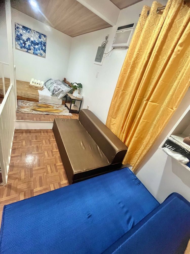 Bloomstone Urban Chill Cabin Cabin, 1 Bedroom, Smoking, Garden View 7