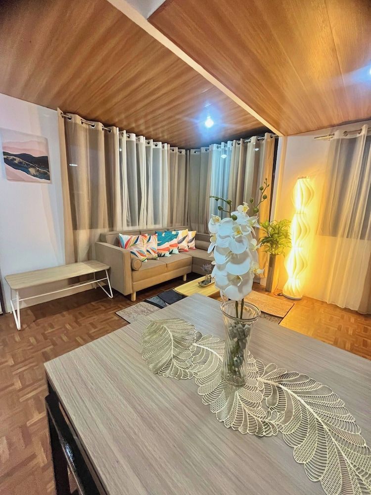 Bloomstone Urban Chill Cabin Cabin, 1 Bedroom, Smoking, Garden View 43