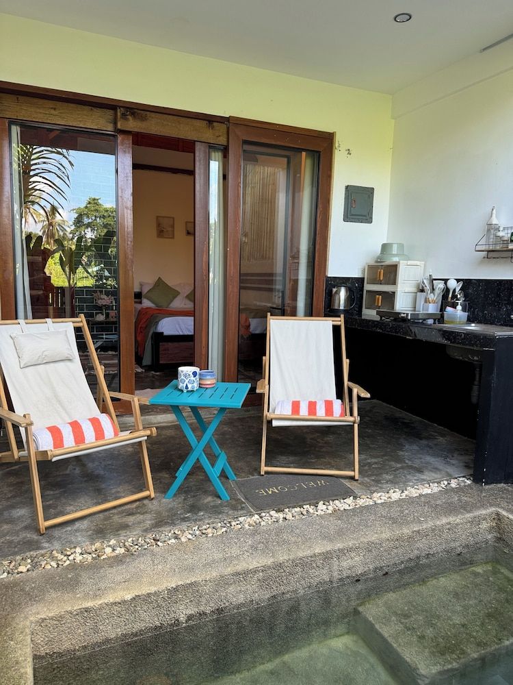 Kaia Siargao Villas Family Quadruple Room, Lanai, Garden View 3
