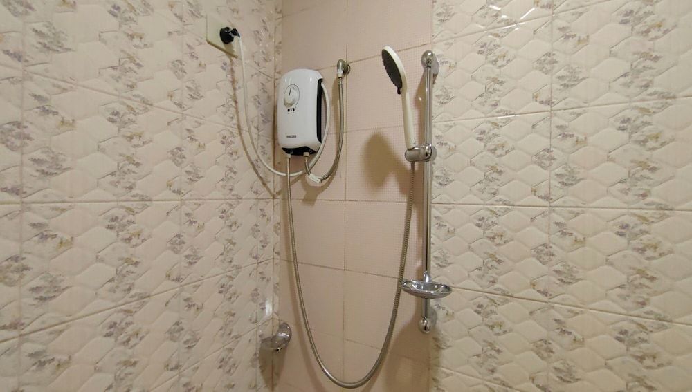 Pring Pension House Puerto Princesa Superior Twin Room 4