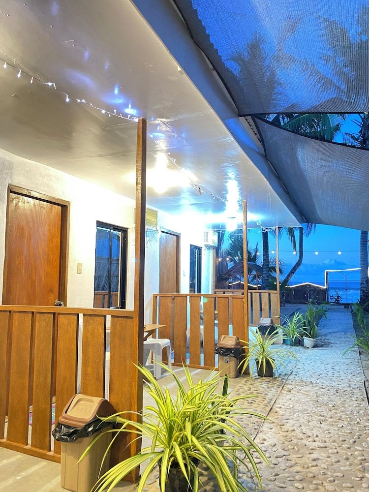 Standard Double Room, 1 Double Bed, Lanai, Partial Sea View