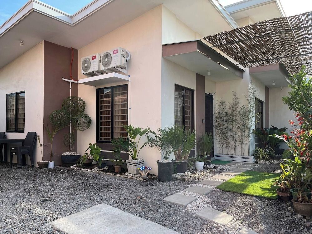 Bloomstone 2BR Family Suite in Gensan House, 2 Bedrooms, Smoking 59