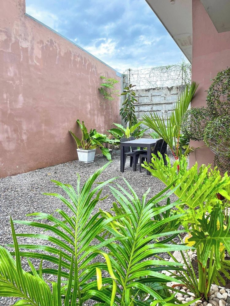 Bloomstone 2BR Family Suite in Gensan House, 2 Bedrooms, Smoking 43