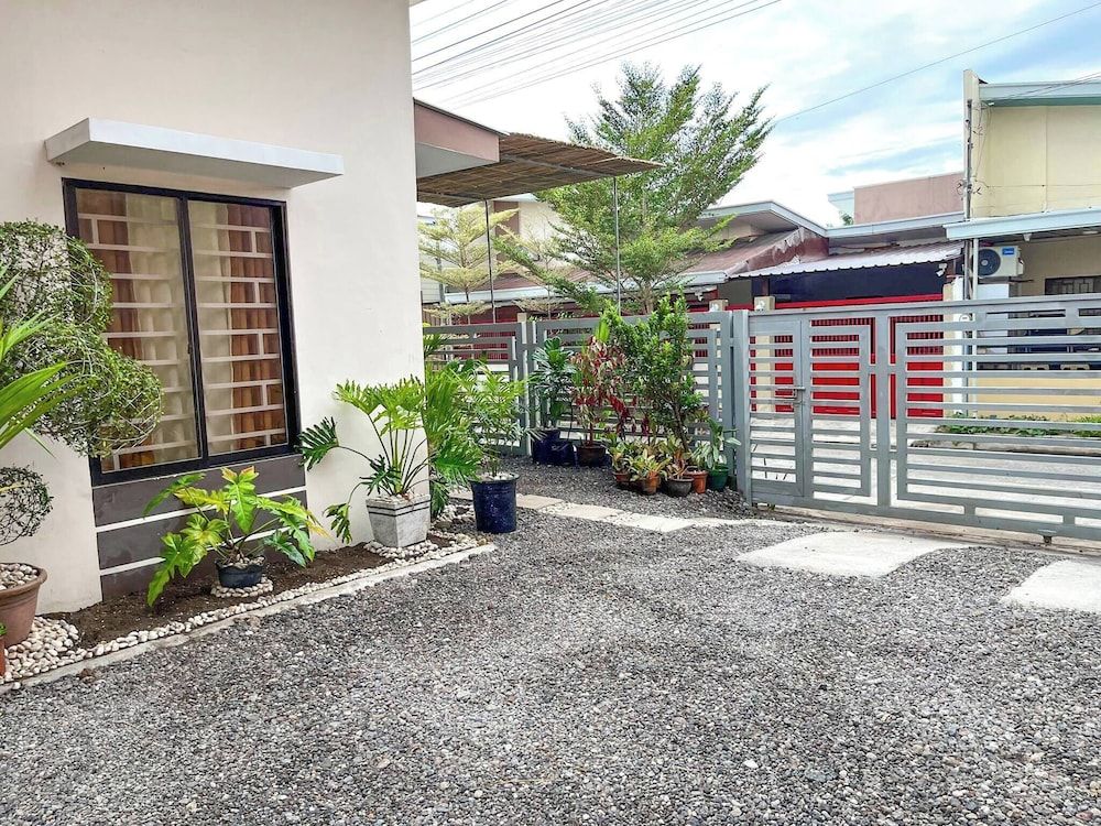 Bloomstone 2BR Family Suite in Gensan House, 2 Bedrooms, Smoking 36