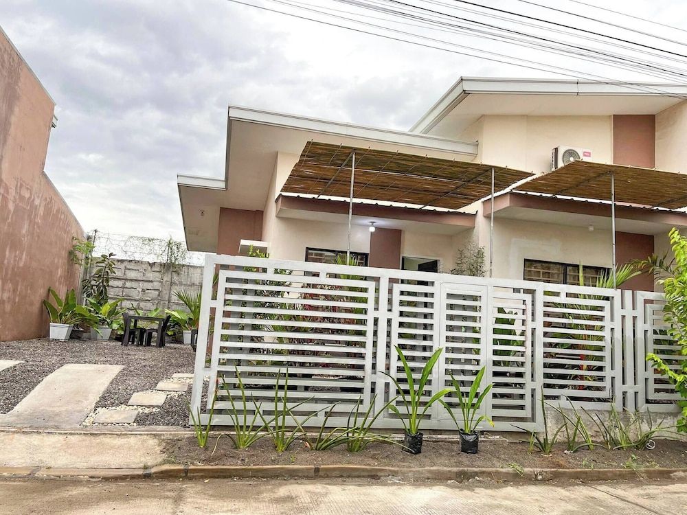 Bloomstone 2BR Family Suite in Gensan House, 2 Bedrooms, Smoking 52