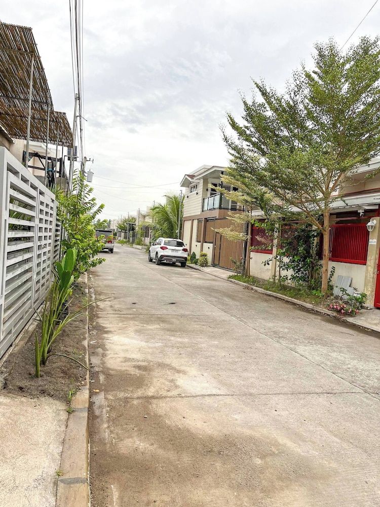 Bloomstone 2BR Family Suite in Gensan House, 2 Bedrooms, Smoking 38