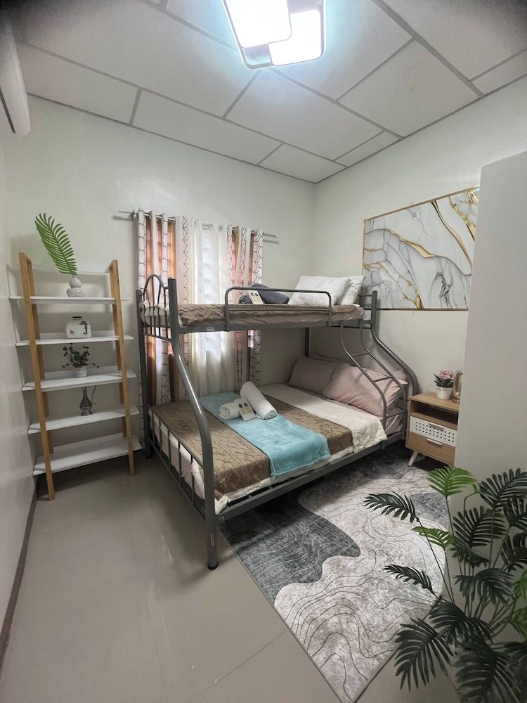 Bloomstone 2BR Family Suite in Gensan House, 2 Bedrooms, Smoking 12