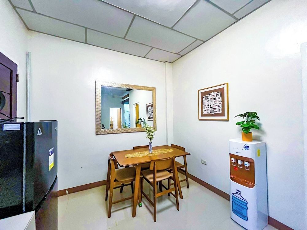 Bloomstone 2BR Family Suite in Gensan House, 2 Bedrooms, Smoking 23