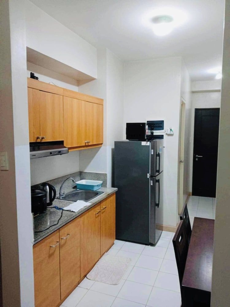 Apartment, Multiple Bedrooms, Accessible, Smoking