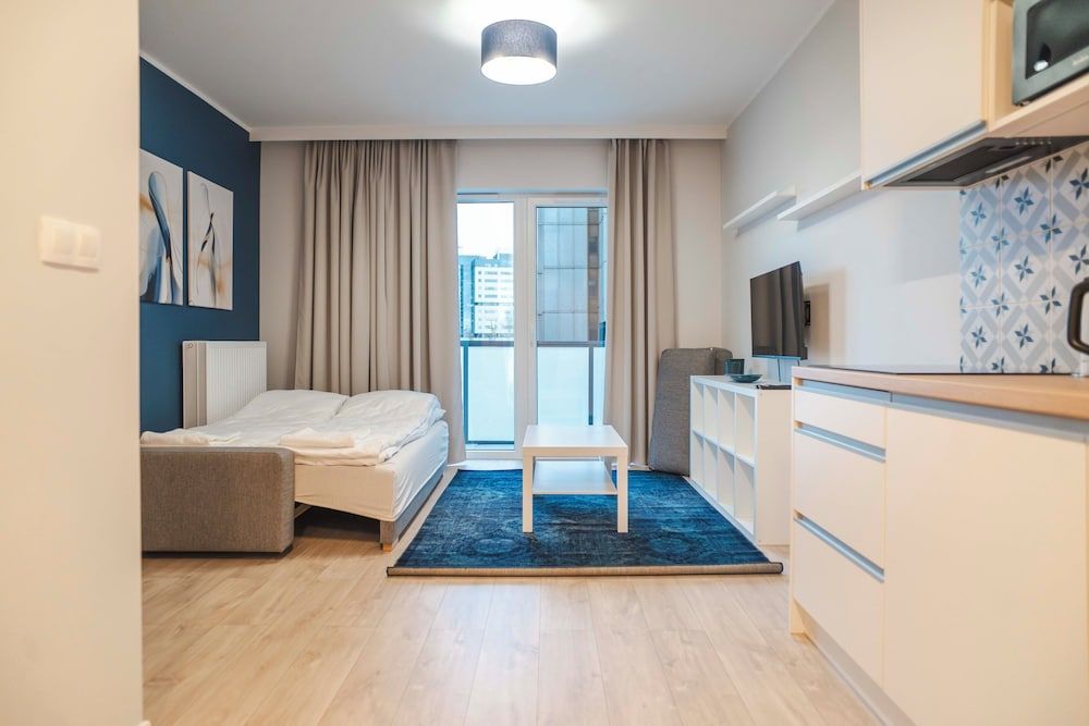 Global Apartments Comfort Studio, Balcony, 4th floor 3