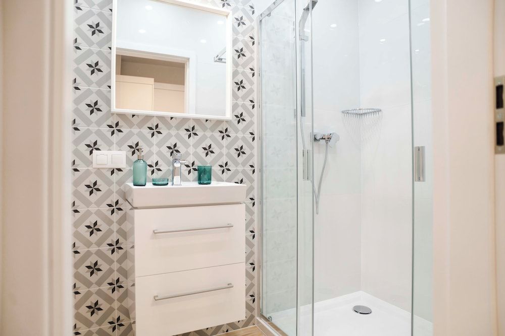 Global Apartments Comfort Studio, Balcony, 4th floor 9