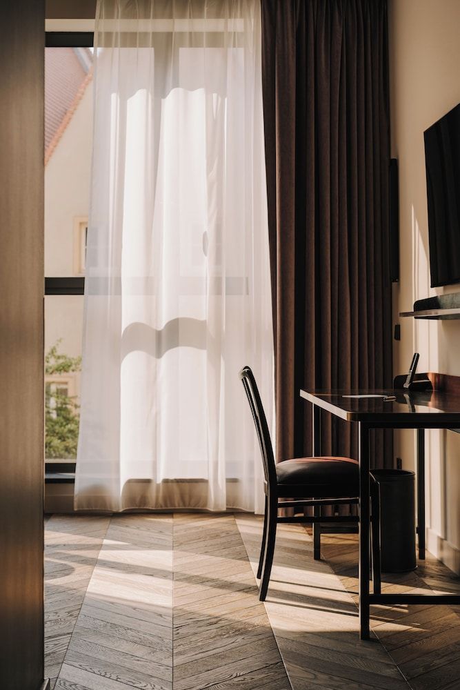 The Cyrus Hotel Classic Single Room 3