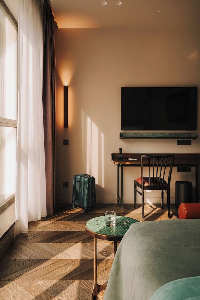 The Cyrus Hotel Classic Single Room 2