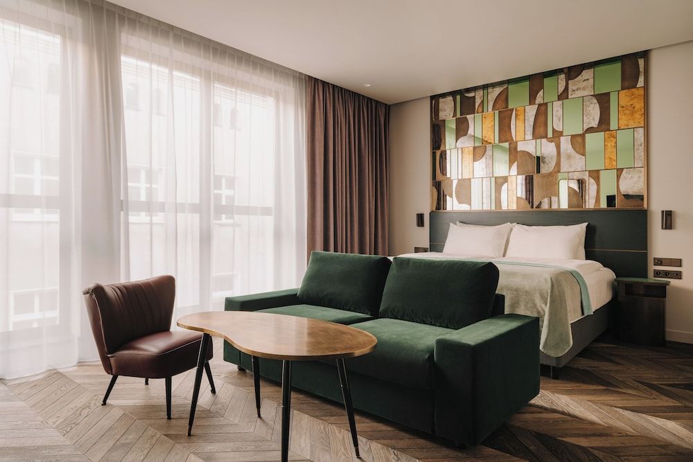 The Cyrus Hotel Studio Suite 4