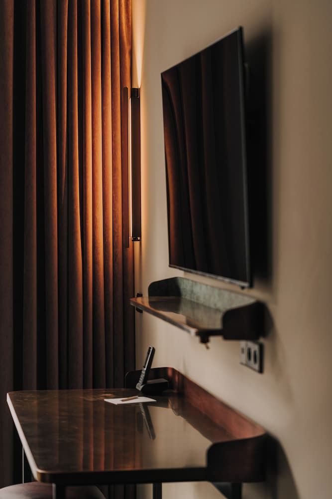 The Cyrus Hotel Superior Twin Room 3